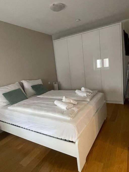 וינה New Central Apartments Westbahnhof מראה חיצוני תמונה