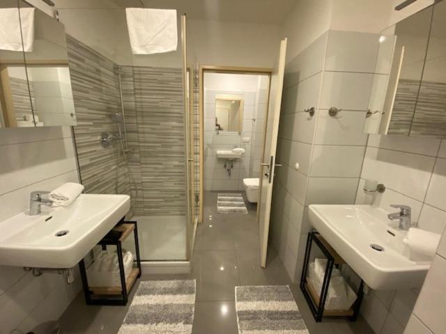 וינה New Central Apartments Westbahnhof מראה חיצוני תמונה