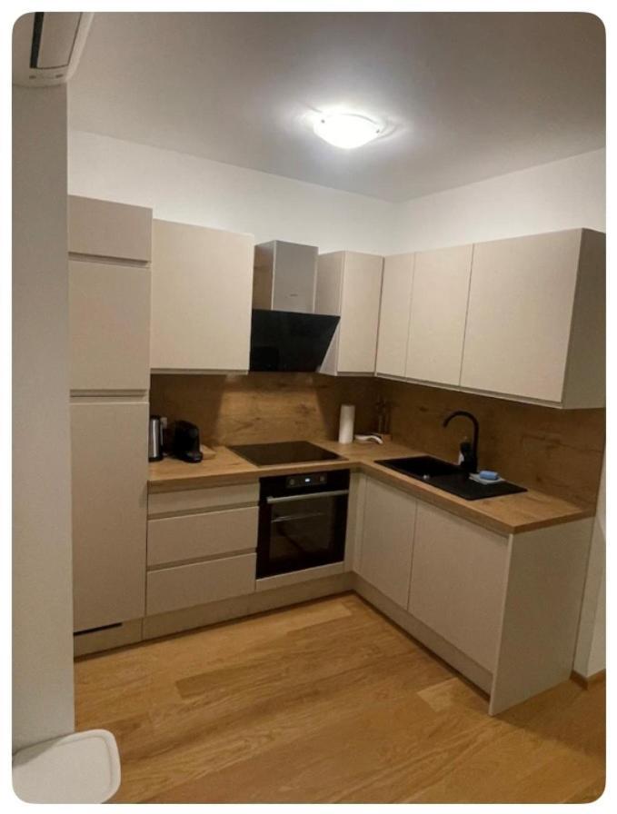 וינה New Central Apartments Westbahnhof מראה חיצוני תמונה